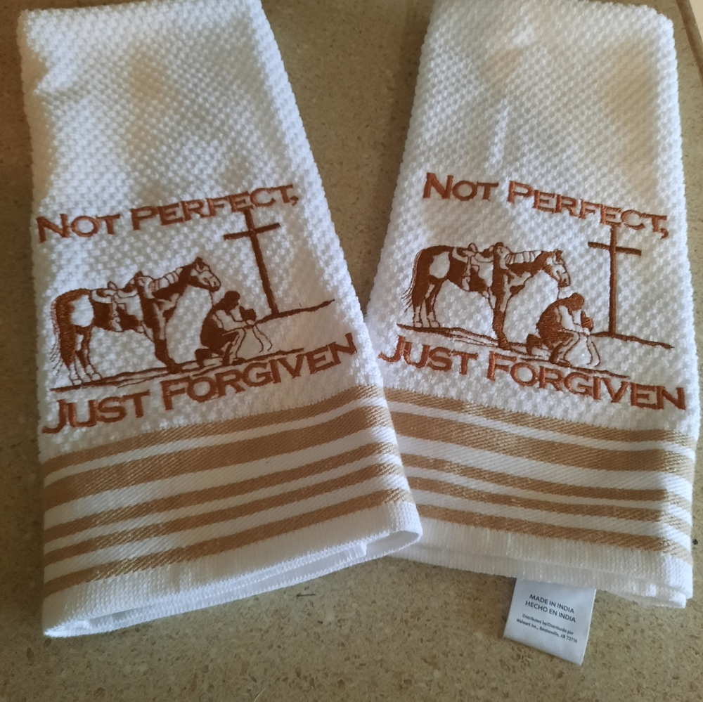 Kitchen Towels - Picture 3 of 3